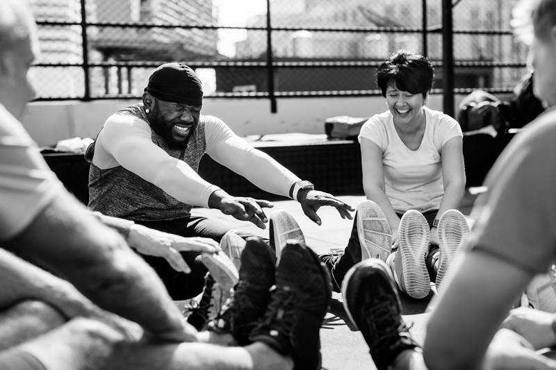 Séance de sport en entreprise avec coach sportif au Mans pour renforcer cohésion et bien-être des équipes